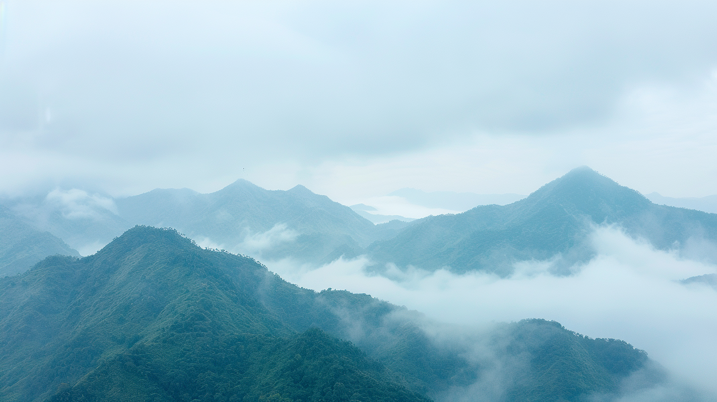云雾缭绕山脉景自然清新壁纸