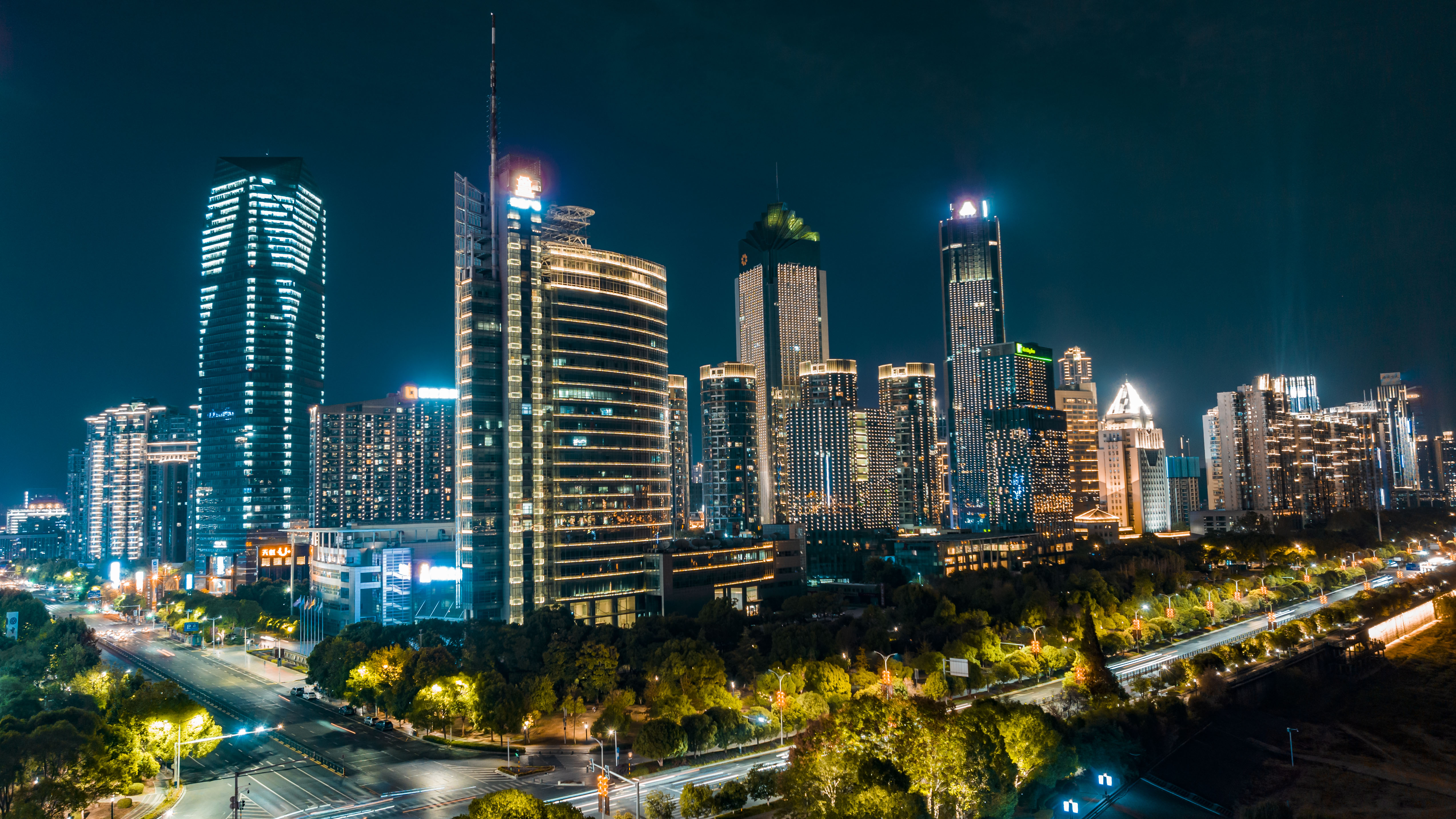 繁华都市夜景