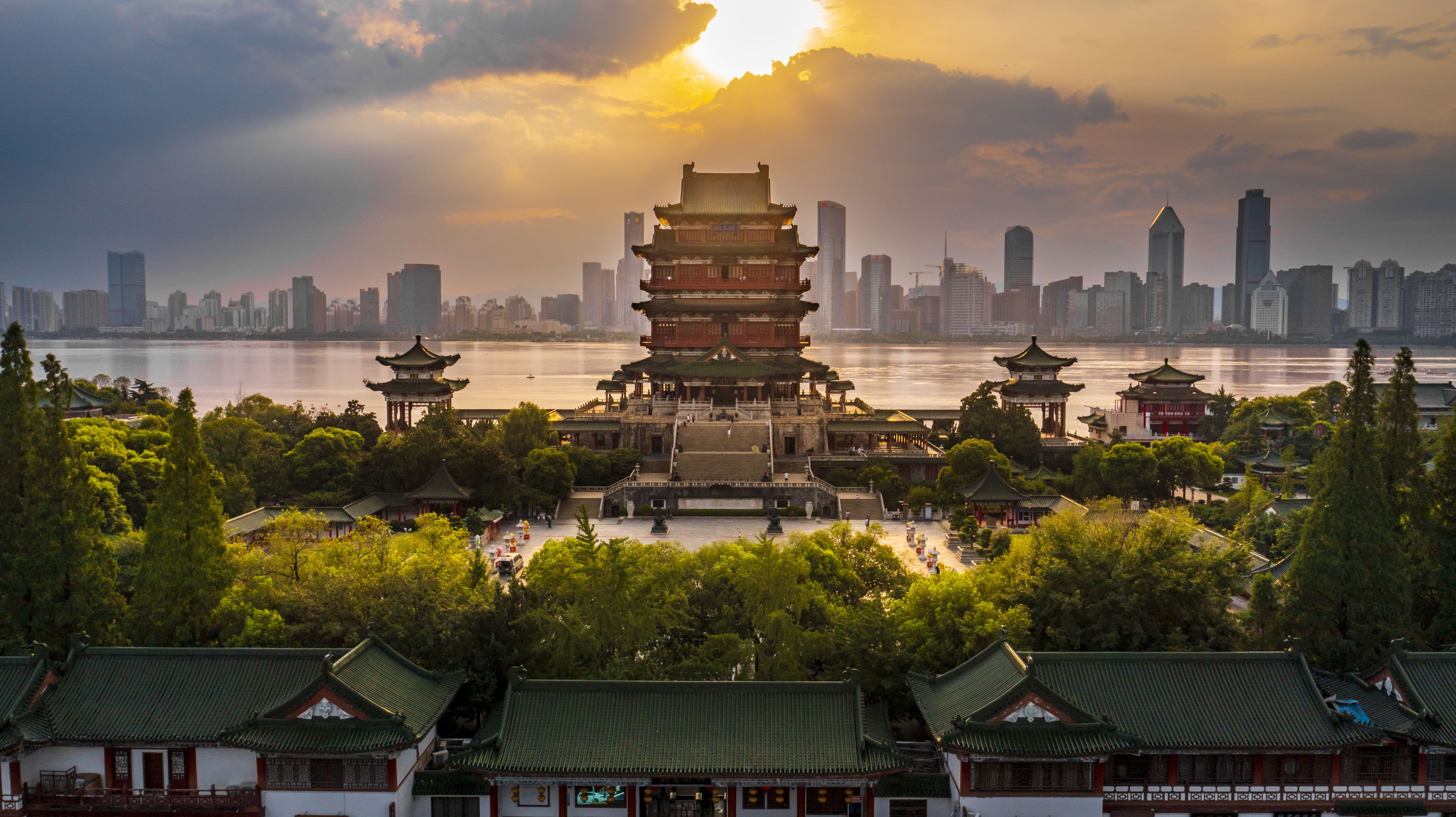 壮丽滕王阁古建筑