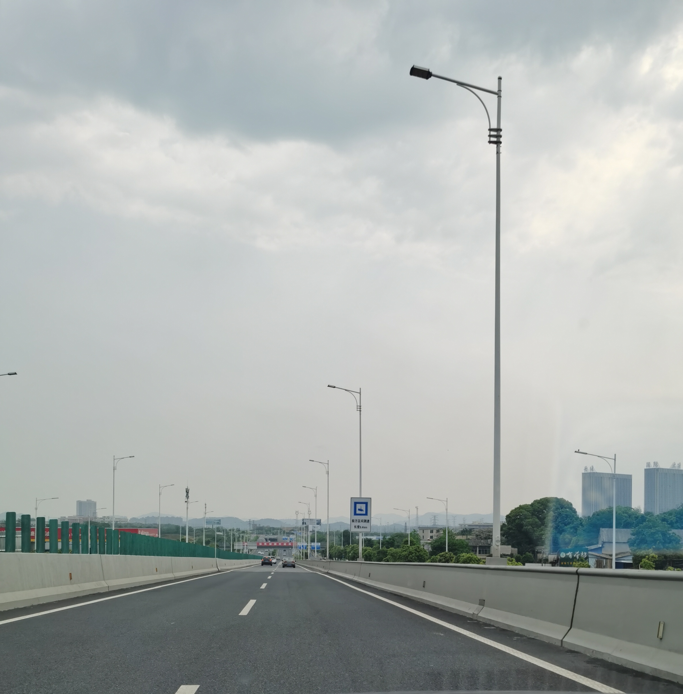 宽阔公路景象城市交通之美