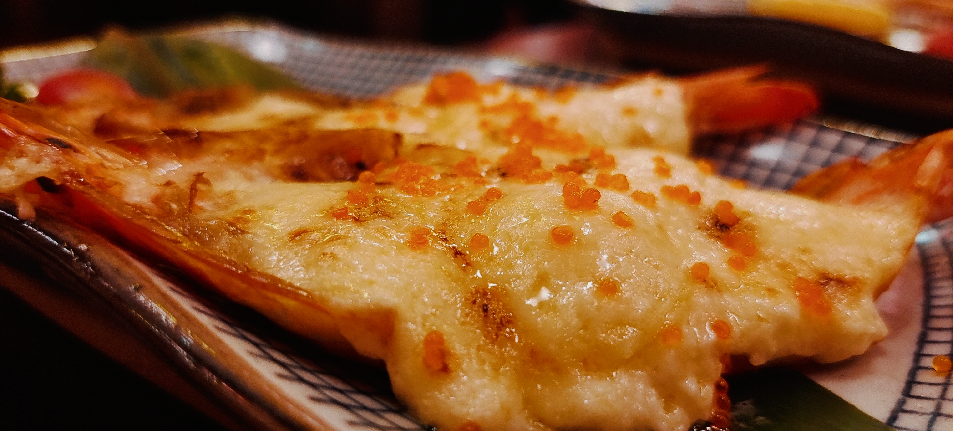 美味芝士焗虾，诱人海鲜料理的视觉盛宴