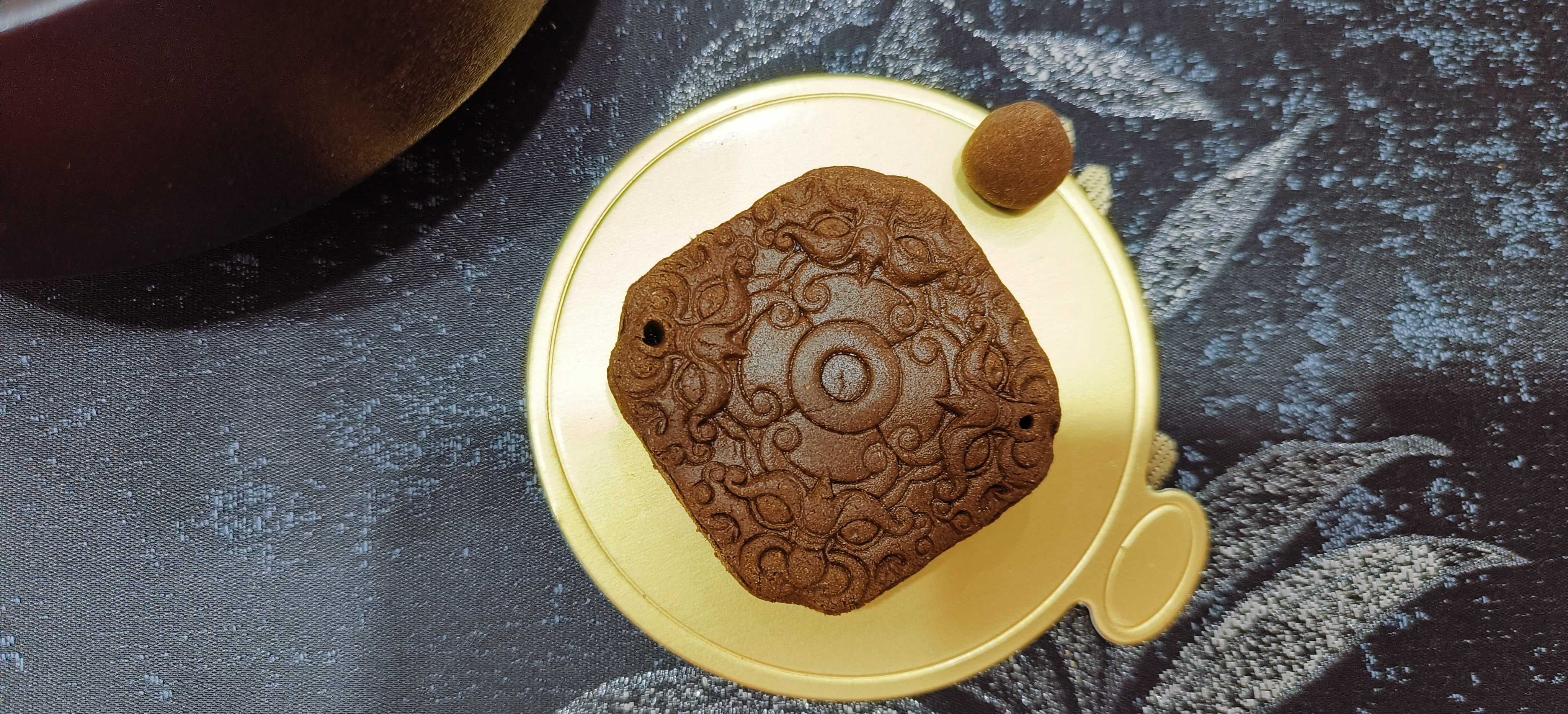 精美糕点展示传统工艺打造的美味月饼