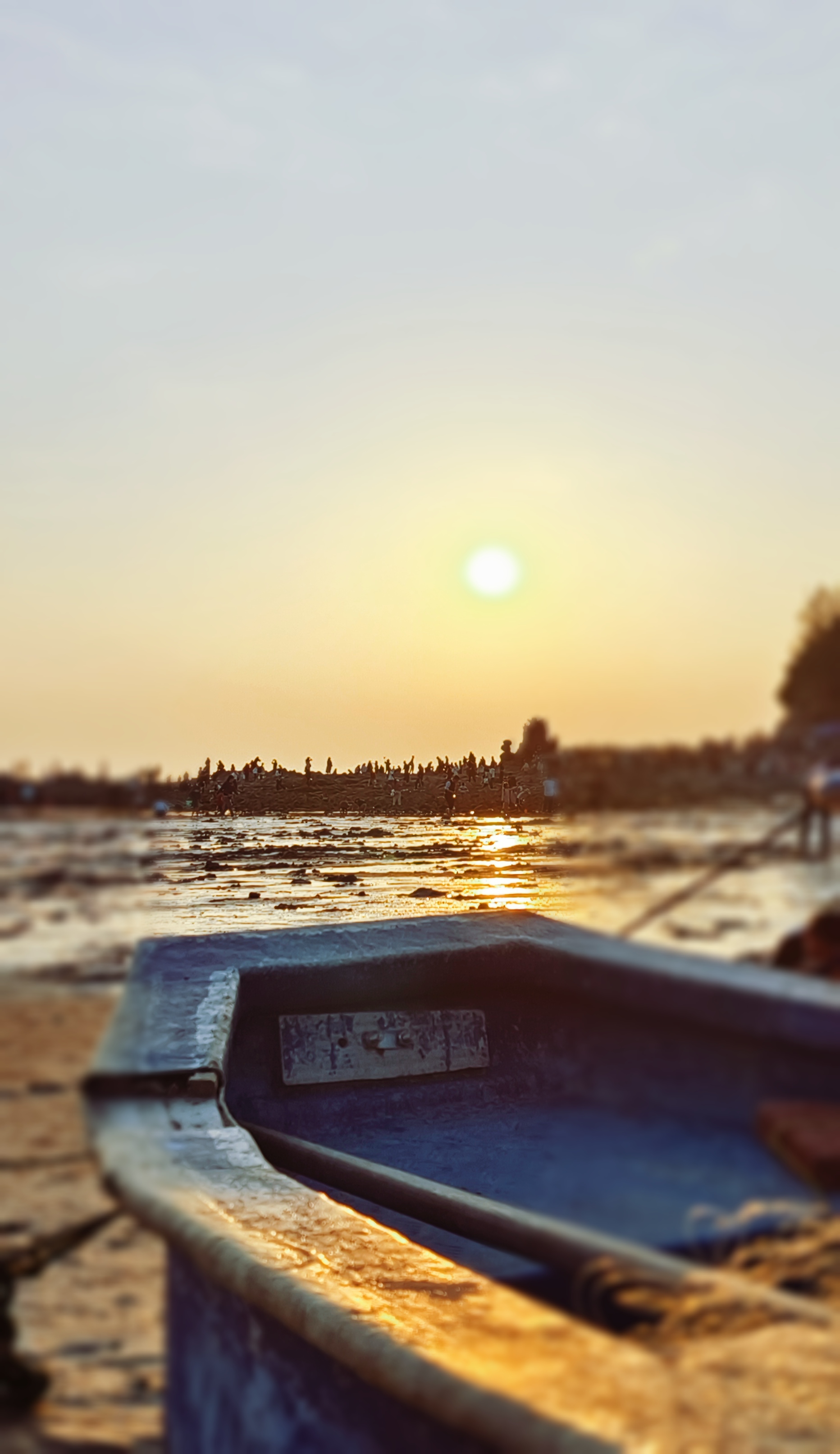 金色夕阳下的小船自然美景之韵