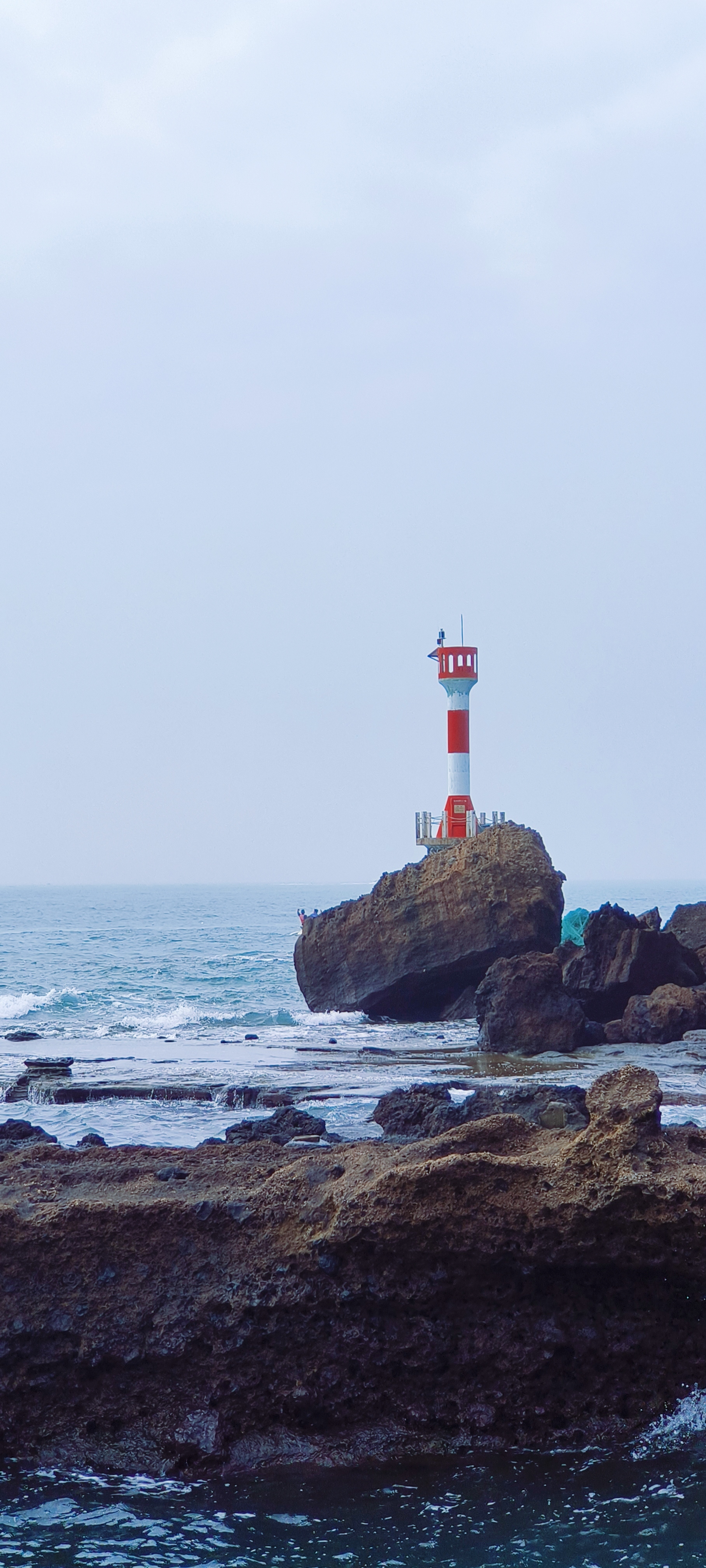 海边独特灯塔风景壁纸