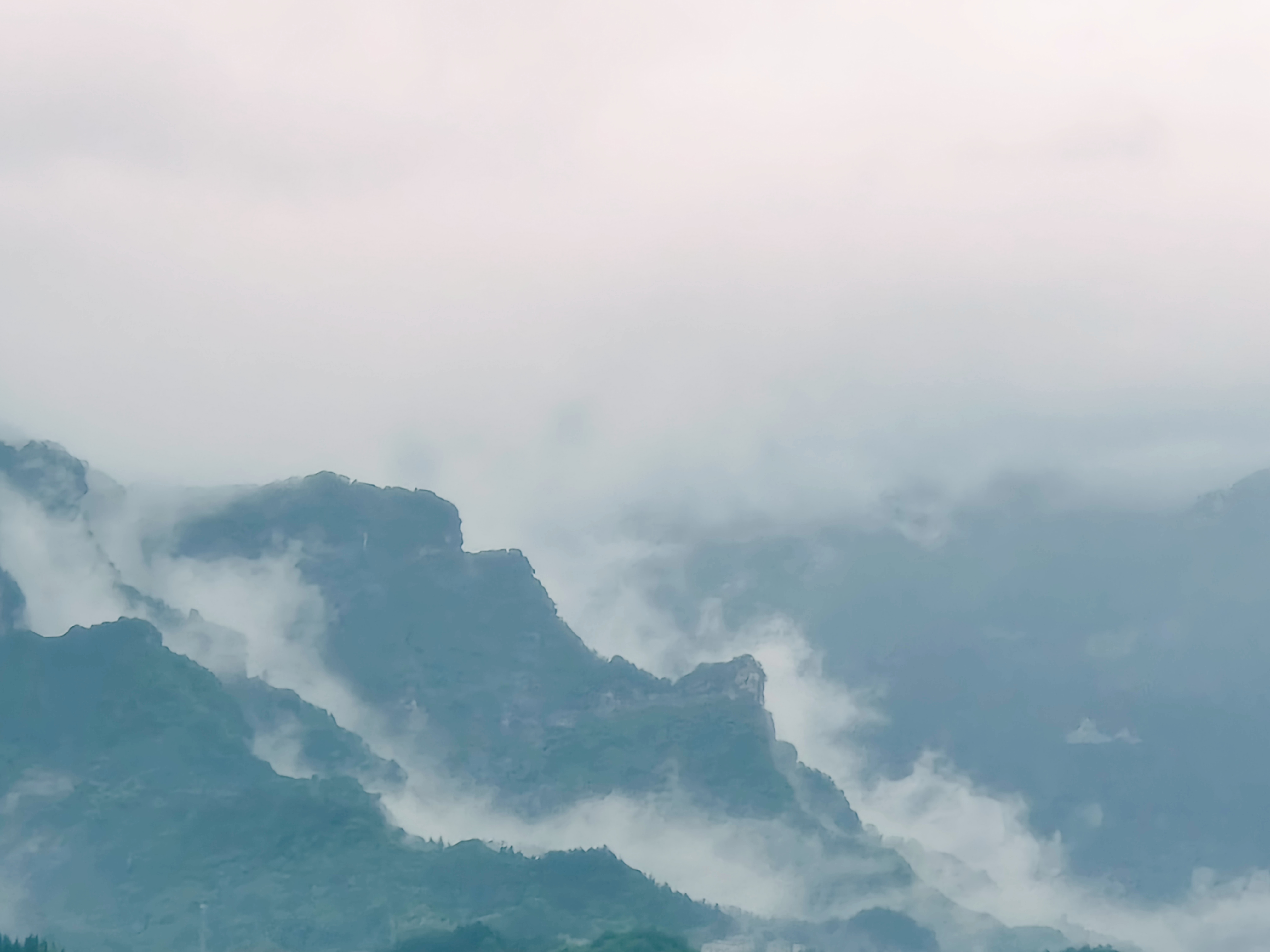 云雾缭绕的山脉美景清新自然