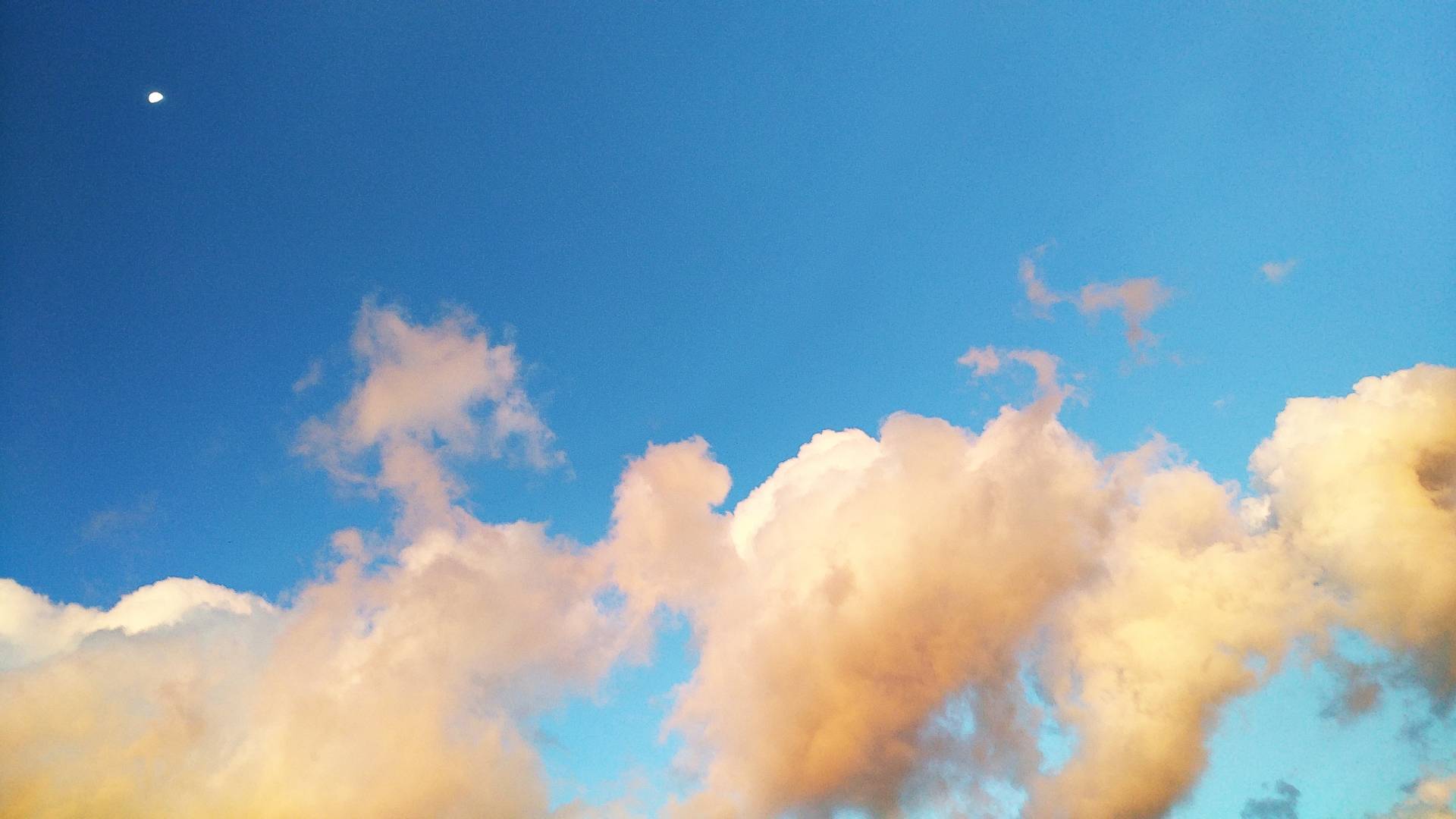 蓝天白云美如画 优质天空电脑壁纸素材
