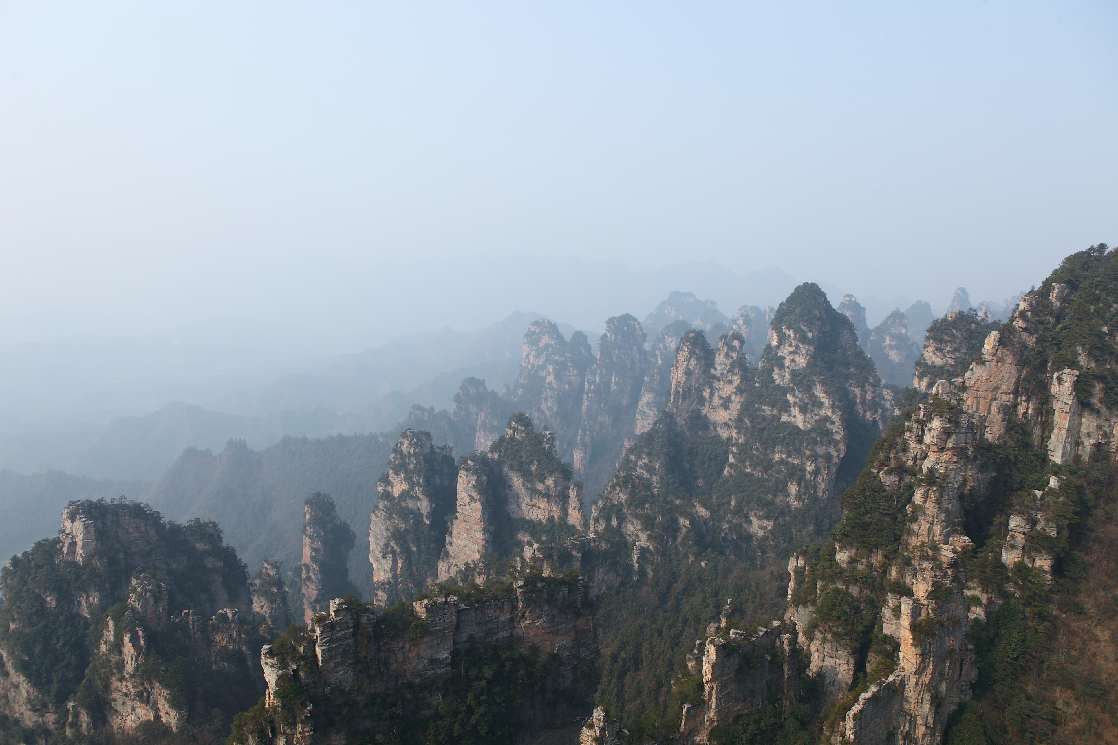 壮观山脉风景