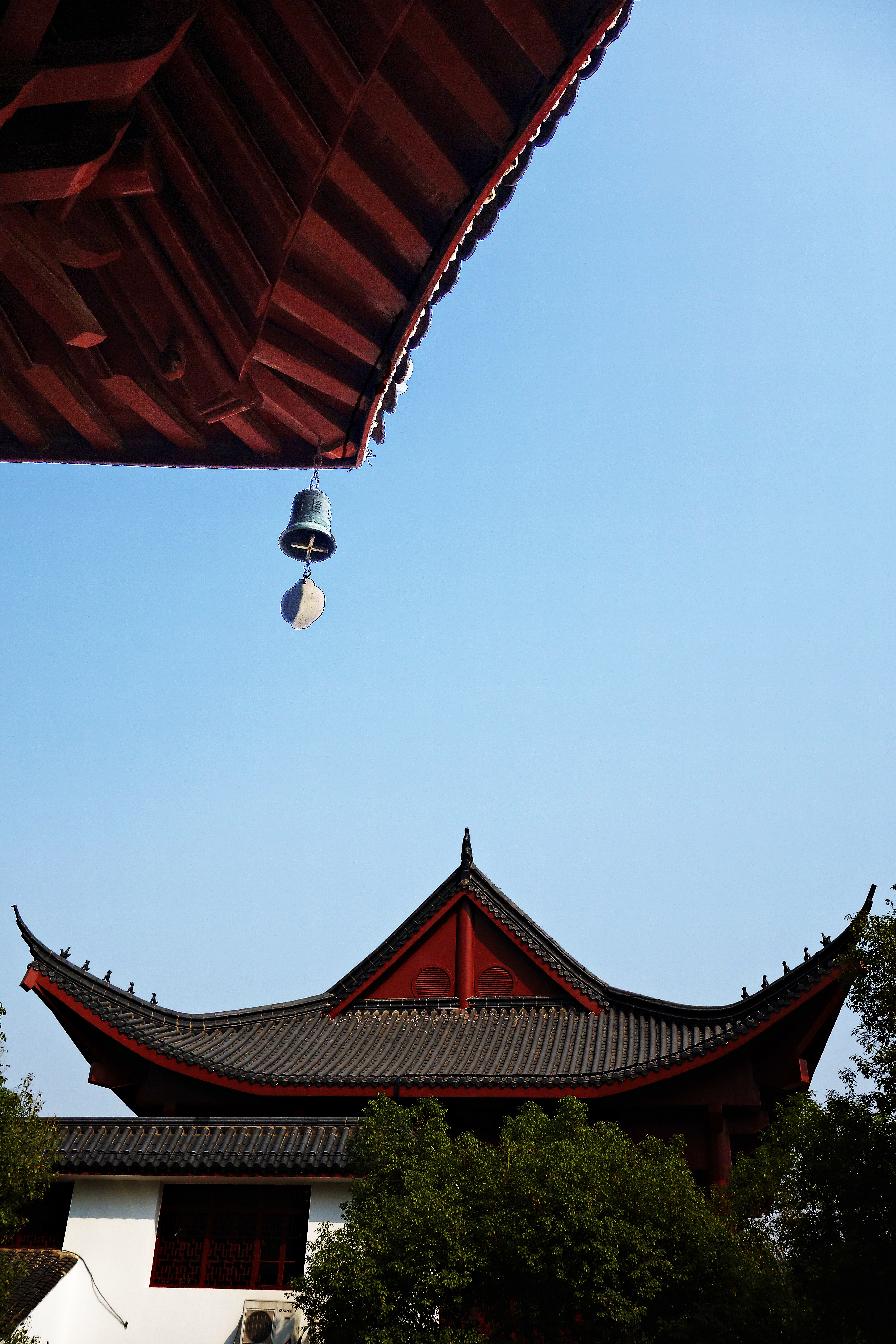 古色古香古建筑，尽显传统中式韵味之美