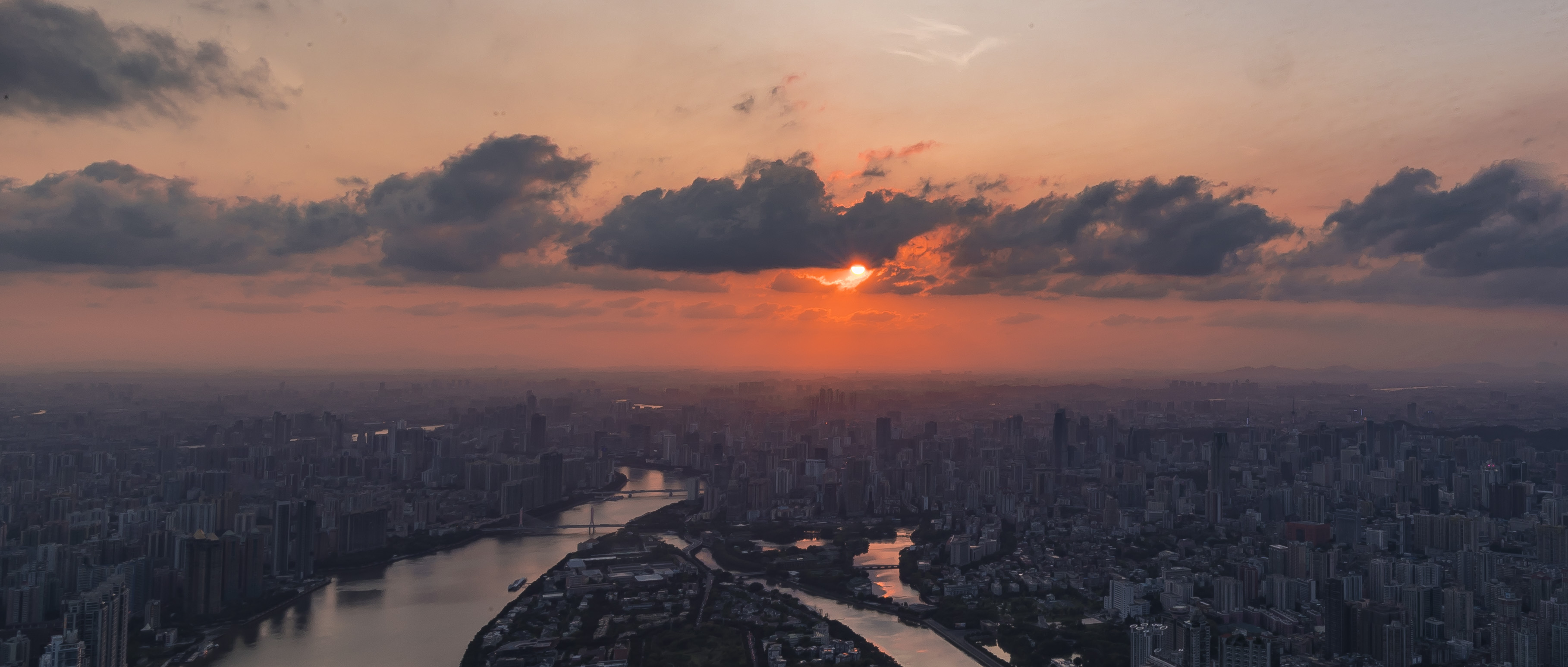 城市夕阳美景图，打造震撼视觉壁纸