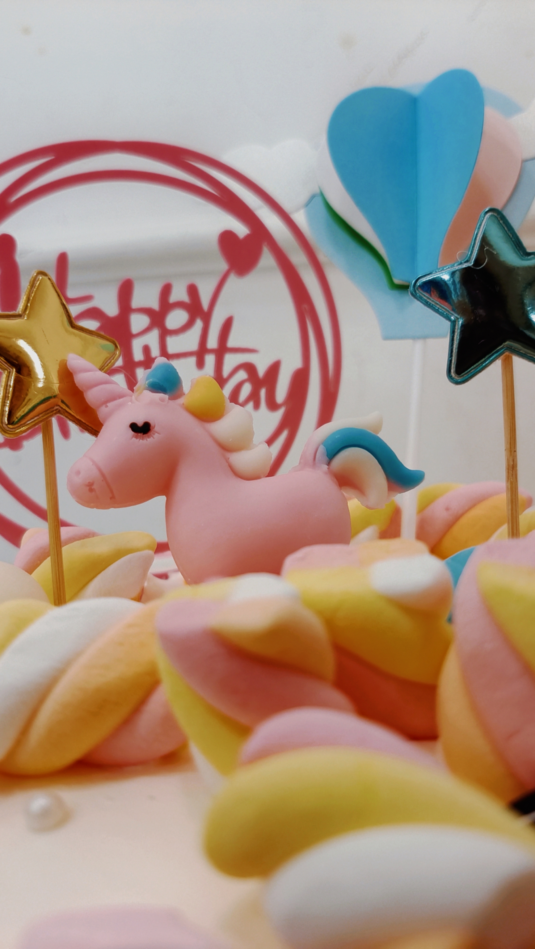 可爱独角兽造型生日蛋糕，甜美又梦幻