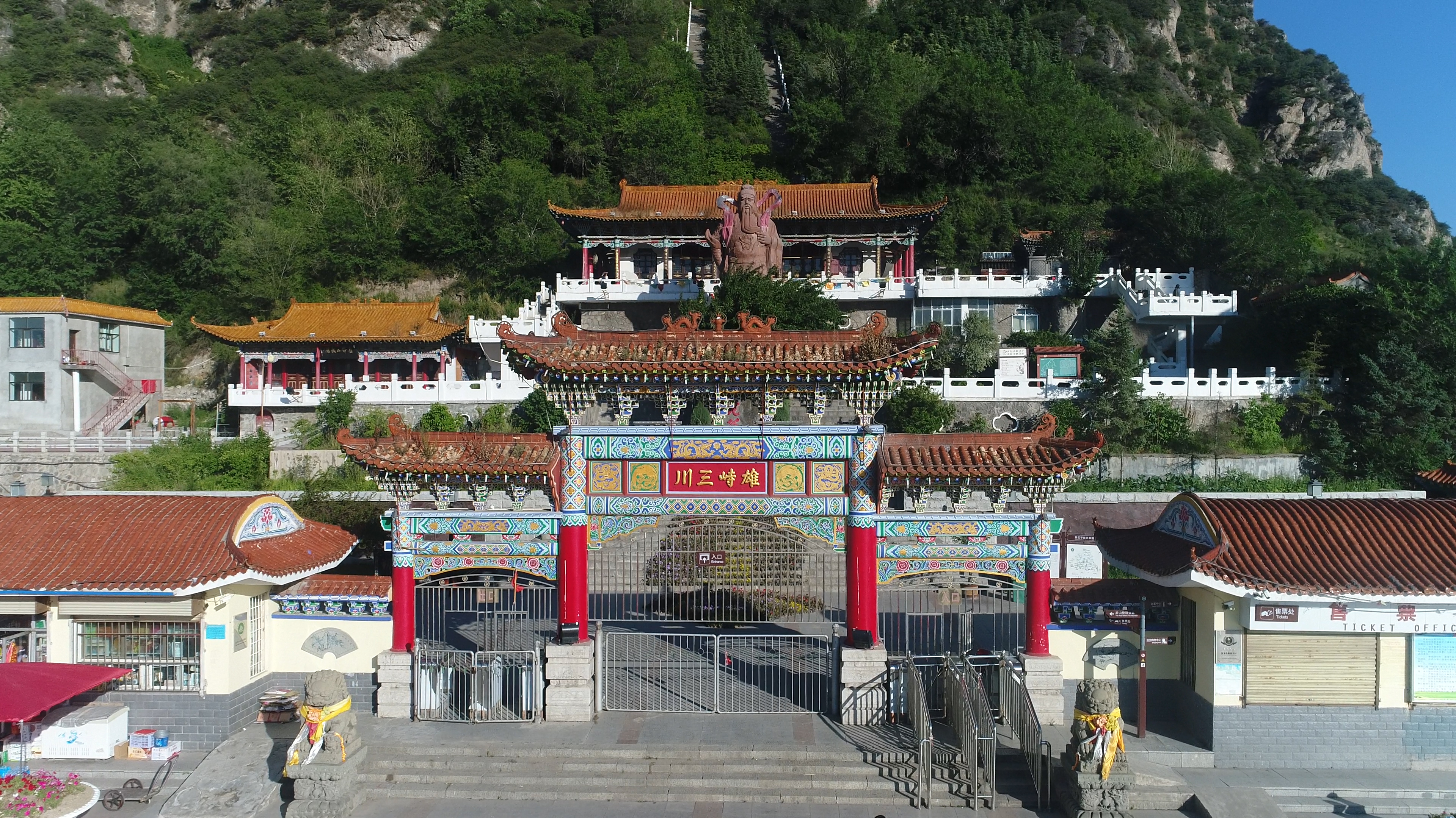 特色古建筑山门 尽显中国风之美