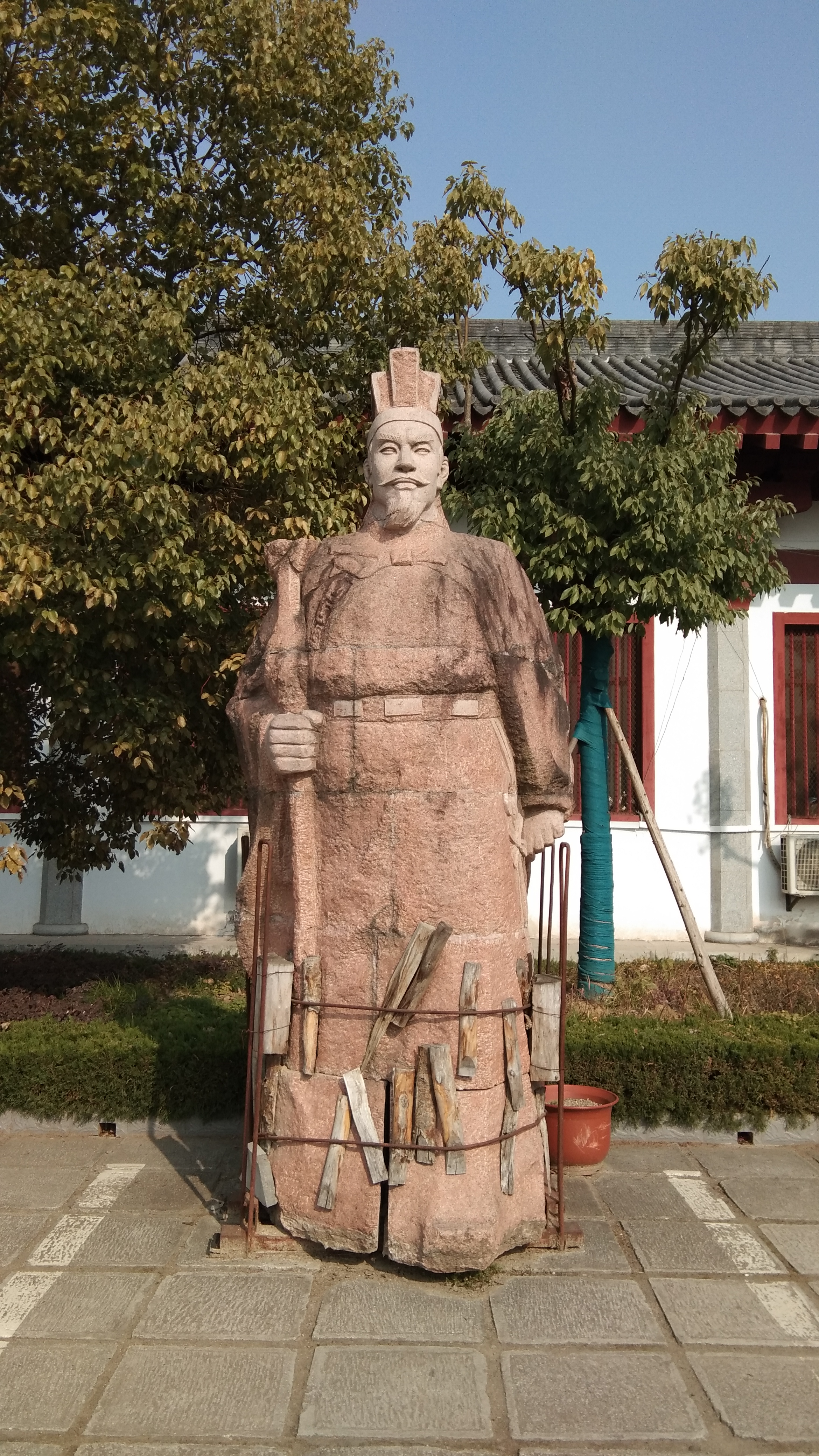 古装人物石雕，展现历史韵味的宣传物料