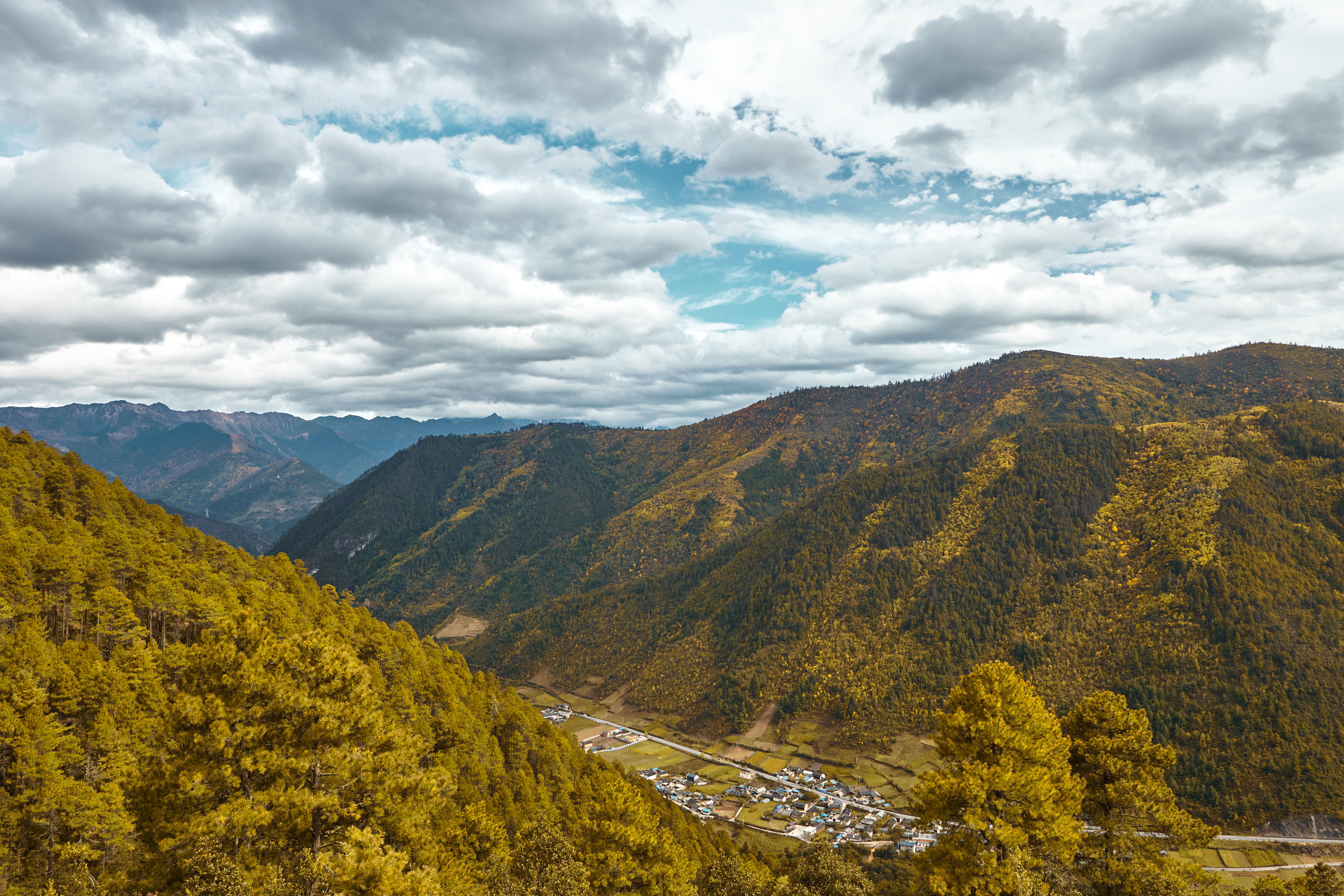 山林壮丽景色美，自然风景电脑壁纸来袭