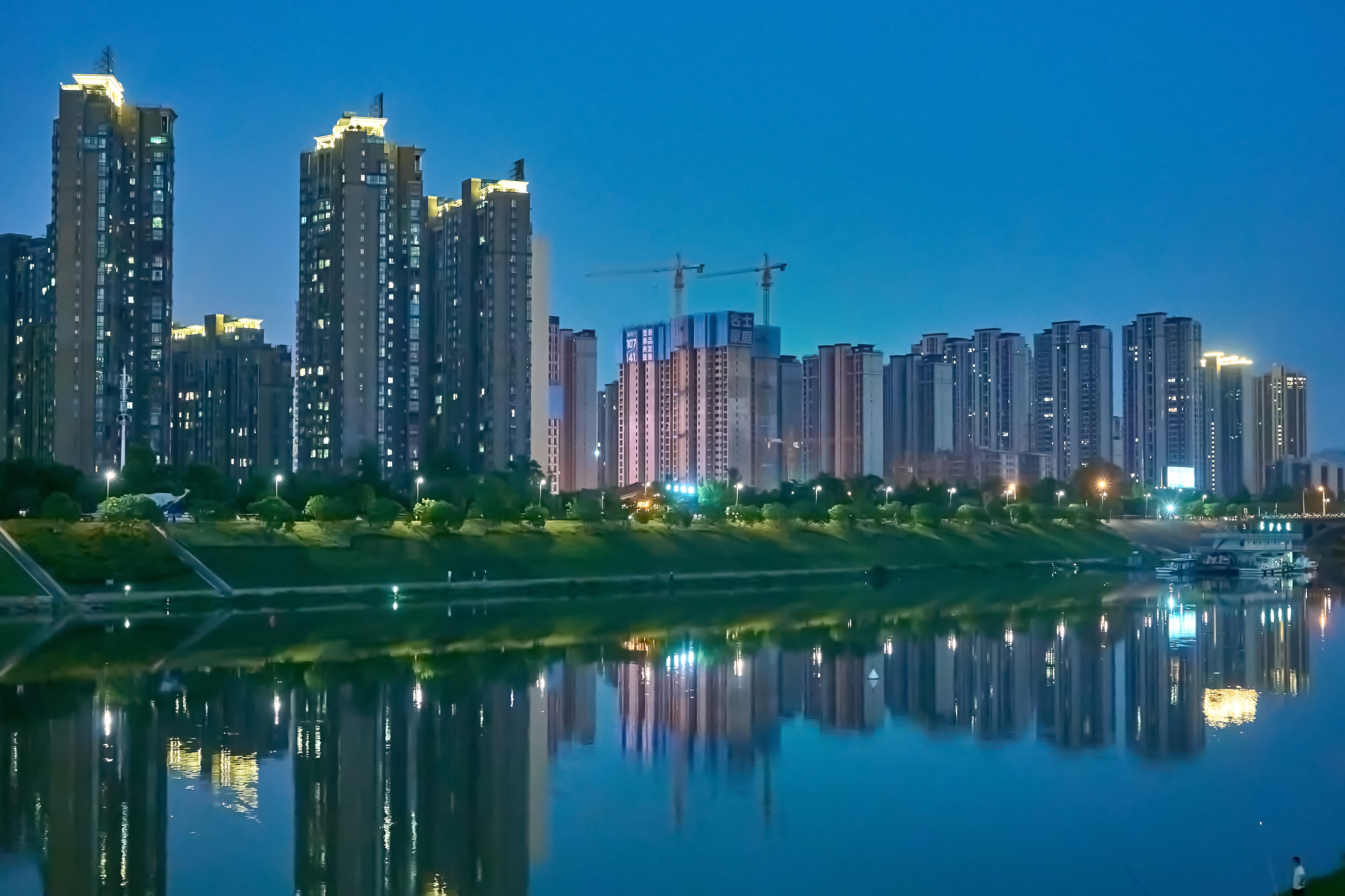 城市夜景灯火辉煌 唯美电脑壁纸震撼来袭